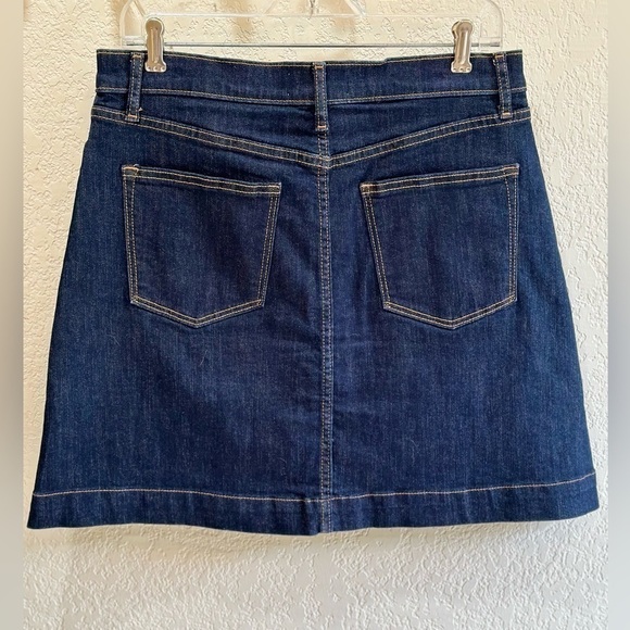 2 for $26 Gap Blue Denim Skirt Size 30 - Picture 3 of 6